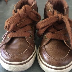 Baby boys boots Target Cat and Jack